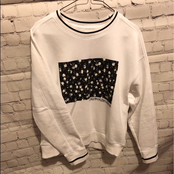 Calvin Klein sweater white  size L - Picture 4 of 6